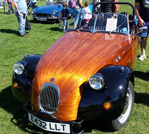 2CV Batmobile hybrid