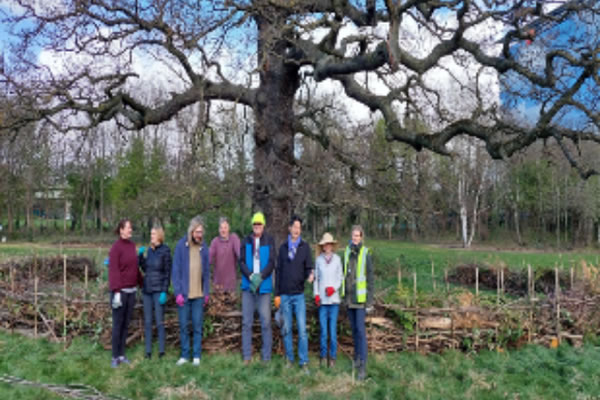 Volunteers at Boston Manor Park 