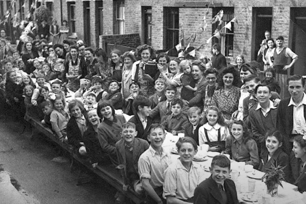Brentford residents celebrate the coronation in 1953