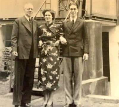Ralph's father (right) with his parents in 1932 