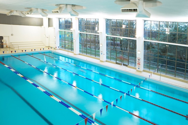 Isleworth pool