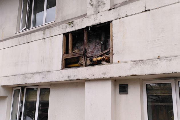 Holly House hole in the wall 